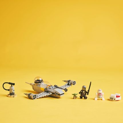 LEGO Star Wars Mando and Grogu's N-1 Starfighter 75410 building set
